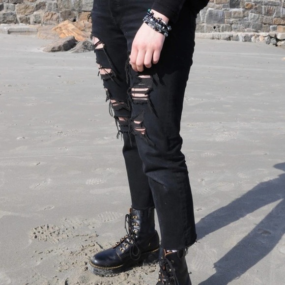 Levi’s 501 RARE Ultra Destroyed High Rise Skinny - Picture 10 of 10